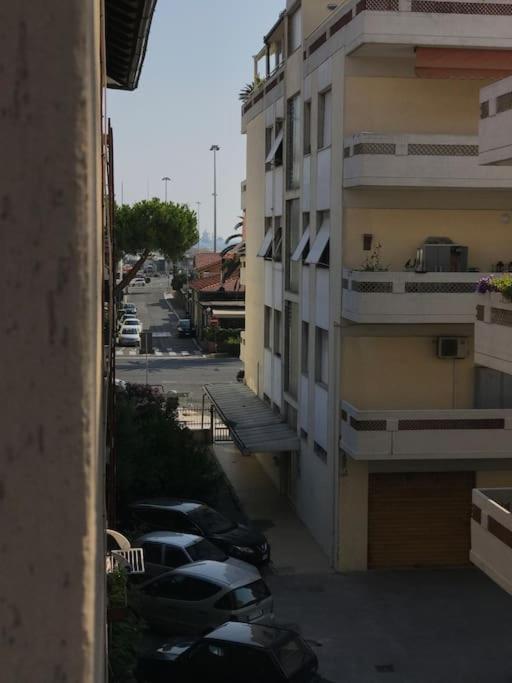 Monolocale Mare Maty * Marina Di Carrara